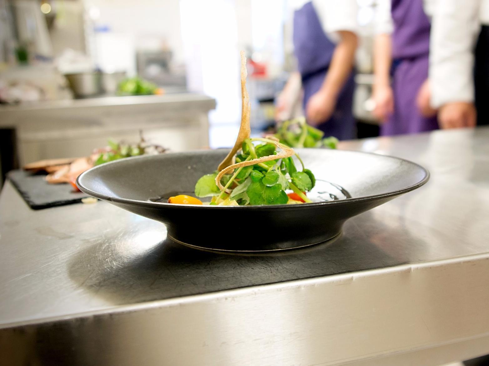 Logis Hotel De France Restaurant Le Lucullus Монморийо Екстериор снимка