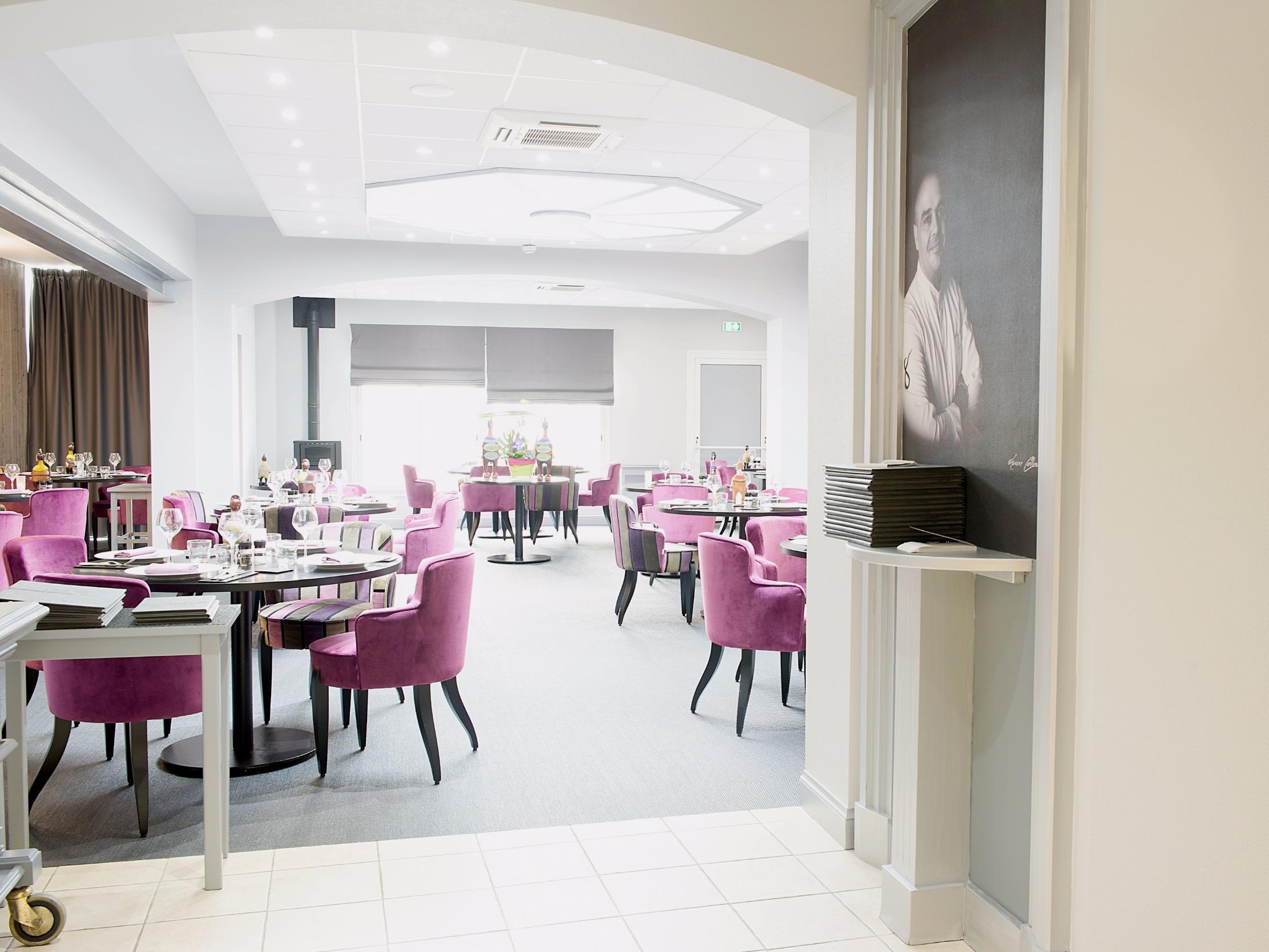 Logis Hotel De France Restaurant Le Lucullus Монморийо Екстериор снимка