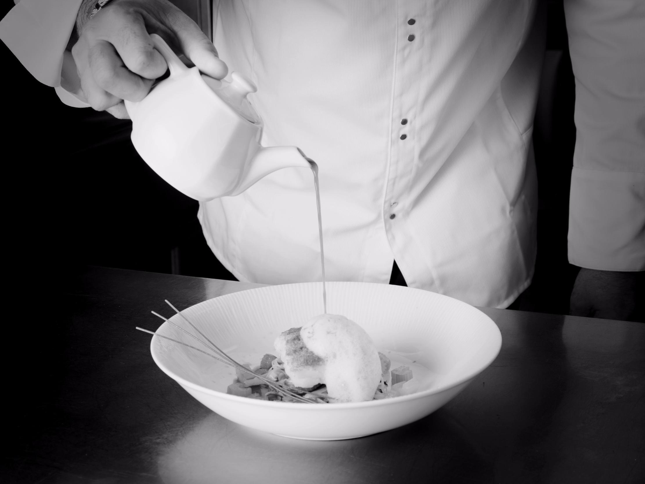 Logis Hotel De France Restaurant Le Lucullus Монморийо Екстериор снимка