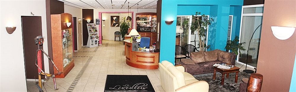 Logis Hotel De France Restaurant Le Lucullus Монморийо Екстериор снимка
